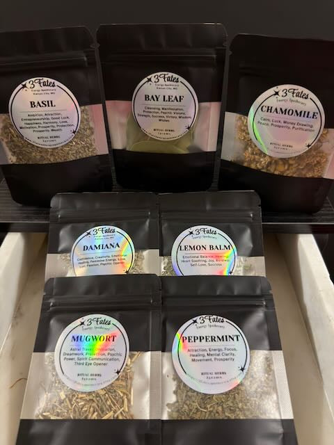 Dry Cauldron Herbal Kit | Creativity, Motivation & Inspiration Ritual Herb Set